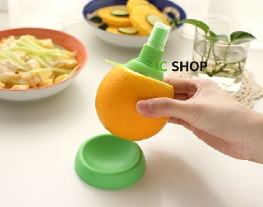 Μια συσκευή για άμεσο ψεκασμό λαχανικών / φρούτων