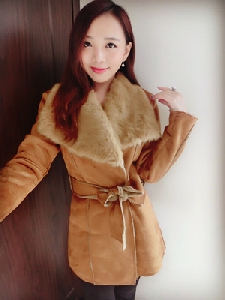 Дамско палто EAST KNITTING Fashion