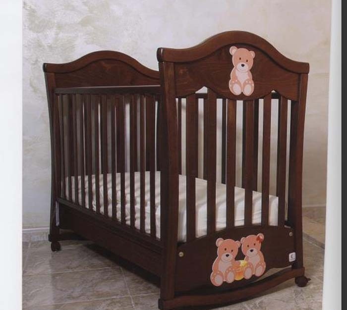 Дървено детско легло с цвят античен орех "Orsetto" // Baby Italia