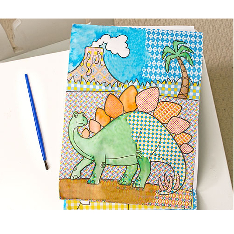 Детски блок с очертани картинки и четка