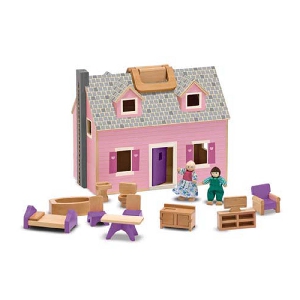 Детска дървена къща с обзавеждане
