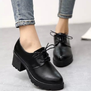  Дамски ежедневни обувки с висок ток от изкуствена кожа, ретро дизайн, два различни модела