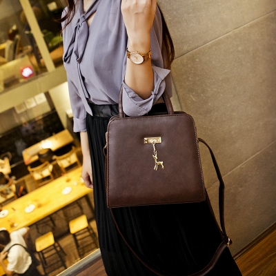 Дамска чанта нов ретро модел 2015 през рамо мат