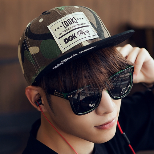 Мъжка бейзболна шапка против слънце - различни модели