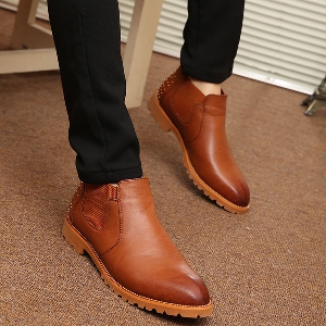 Мъжки стилни обувки в ретро-стил