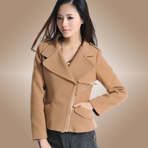 Дамски зимни къси палта в четири модела розови, черни, червени, кафяви