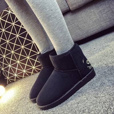 Топли дамски обувки - различни есенни зимни модели - модерен дизайн