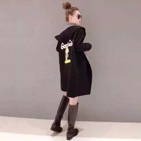 Γυναικεία χειμωνιάτικη ζακέτα - μακρύ, ζεστή, μοντέρνα σε δύο χρώματα - μαύρο και ροζ