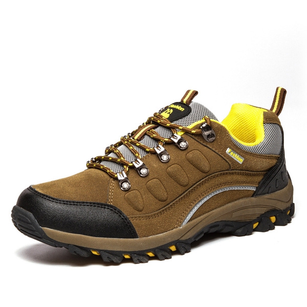 Зимни обувки за мъже и жени - водоустойчиви, различни размери и модели