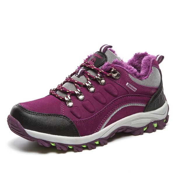 Зимни обувки за мъже и жени - водоустойчиви, различни размери и модели