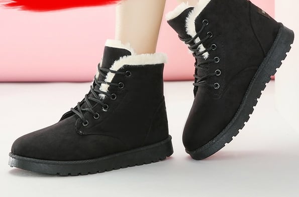  Дамски зимни обувки - стилни, пухени - различни модели и размери - 