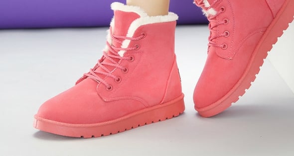  Дамски зимни обувки - стилни, пухени - различни модели и размери - 