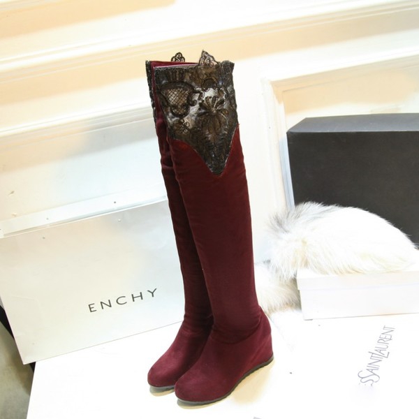 Γυναικείες κομψές μακριές μπότες από τεχνητό δέρμα - για το  φθινόπωρο και το χειμώνα - διαφορετικά μοντέλα