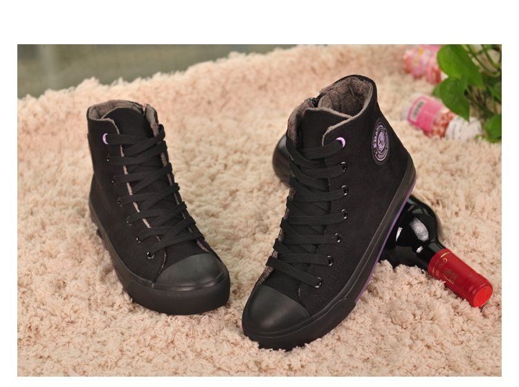  Дамски зимни обувки в три различни цвята