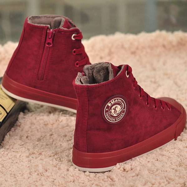  Дамски зимни обувки в три различни цвята