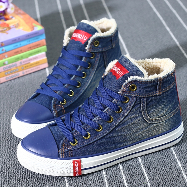  Дамски зимни обувки - ежедневни, стилни в два различни цвята