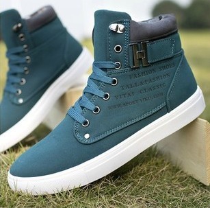 Мъжки зимни обувки - модели с плат или памук 