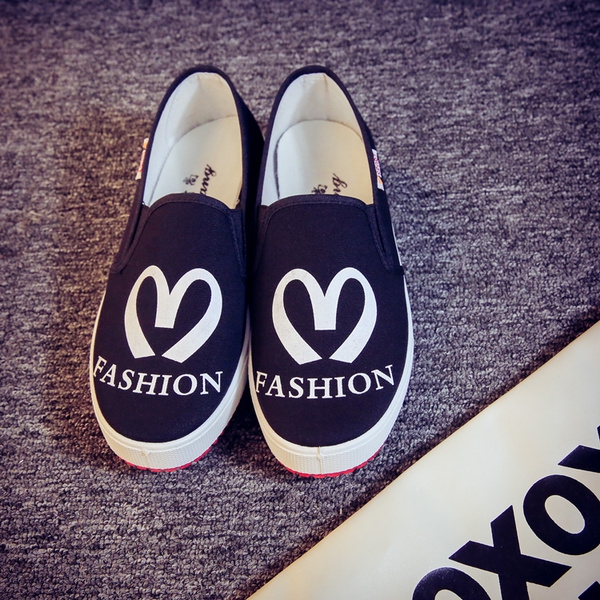 Γυναικεία παπούτσια μοναδικά σχέδια και χρώματα