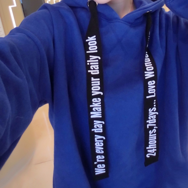 Γυναικείο φούτερ με κουκούλα, μοντέρνο στυλ, μπλε χρώμα σε διάφορα μεγέθη