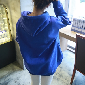 Дамски суитчър с качулка, модерен стил, цвят син в няколко размера