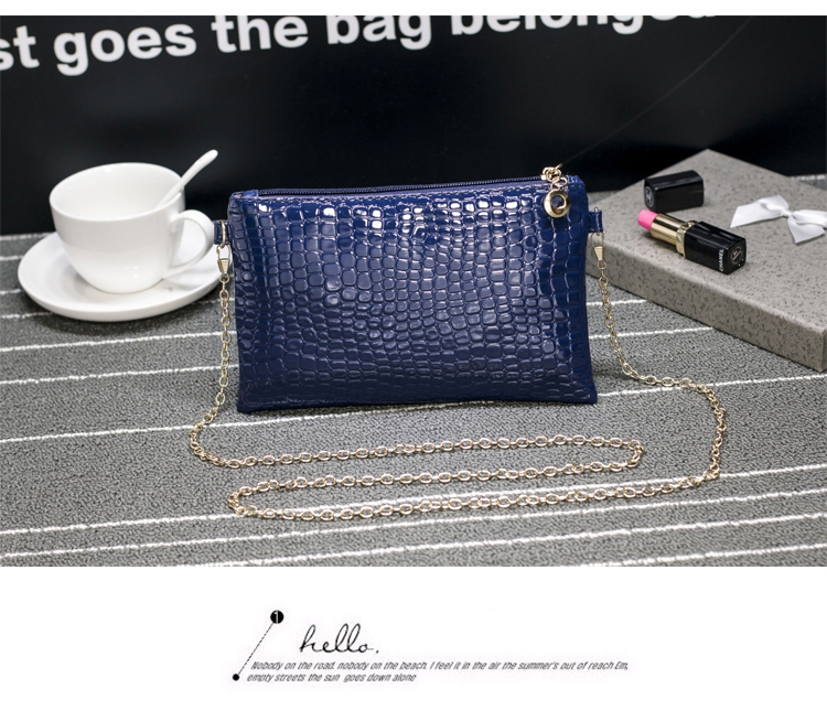 Дамски модерни чанти - нови топ модели за рамо, от изкуствена кожа и мека повърхност