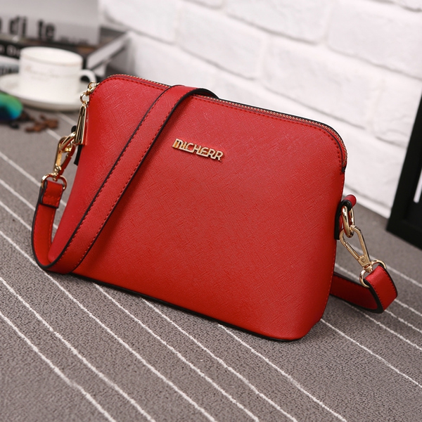  Модерни дамски чанти за рамо - топ модели подходящи за есен, зима, пролет