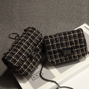 Дамски модерни и красиви официални зимни чанти с мека повърхност - два размера и няколко цветови модела