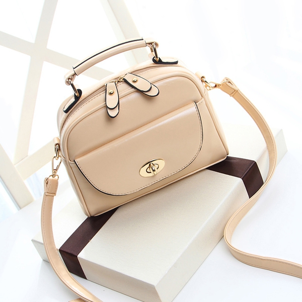  Дамски официални чанти - стандартни и мини модели 