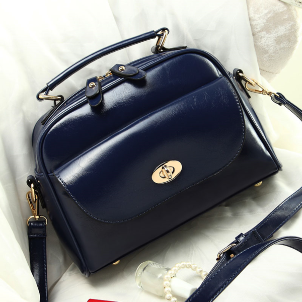  Дамски официални чанти - стандартни и мини модели 