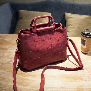 Стилна дамска чанта в 7 различни цвята