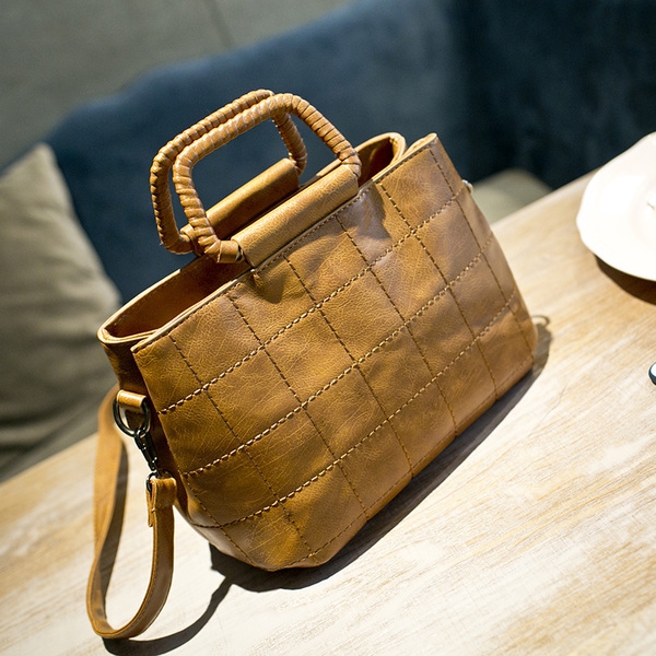 Стилна дамска чанта в 7 различни цвята