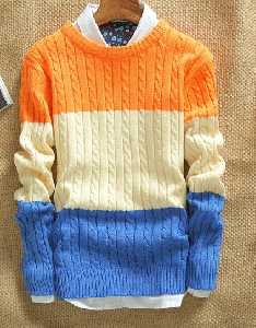 Мъжки зимни уникални пуловери в дизайн на трикольор - 4 топ модела