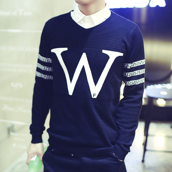 Μοντέρνα ανδρικά πουλόβερ για το  χειμώνα και το φθινόπωρο - διαφορετικά σχέδια και μεγέθη