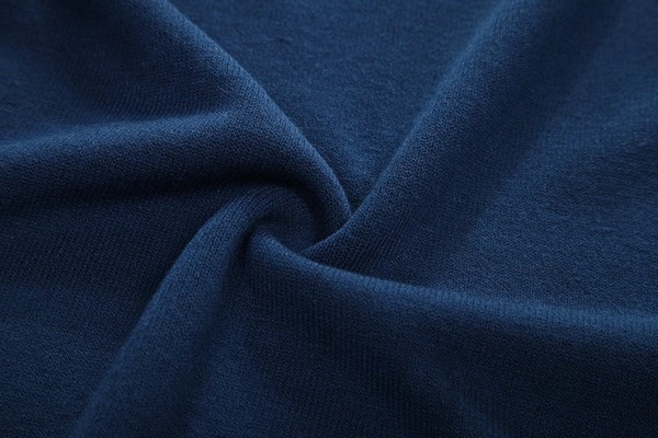 Зимни мъжки пуловери - различни топ модели и размери 