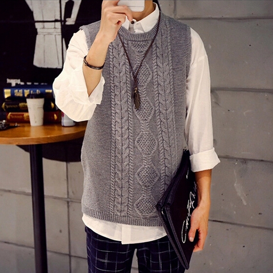 Мъжки пуловер без ръкави - различни топ модели