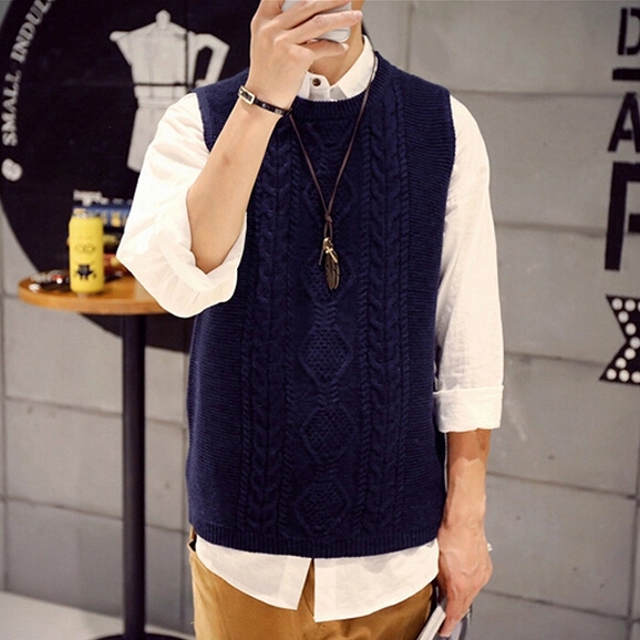 Мъжки пуловер без ръкави - различни топ модели