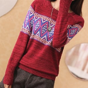 Шарен дамски модерен зимен пуловер - 3 модела 