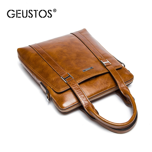 Κομψή δερμάτινη ανδρική τσάντα 