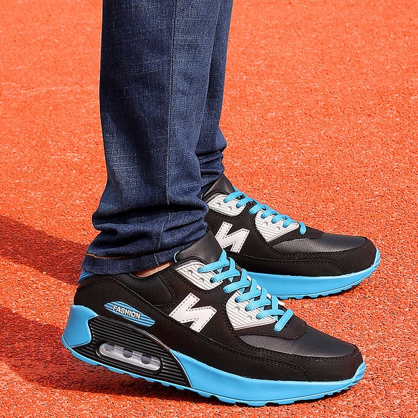 Мъжки и дамски маратонки