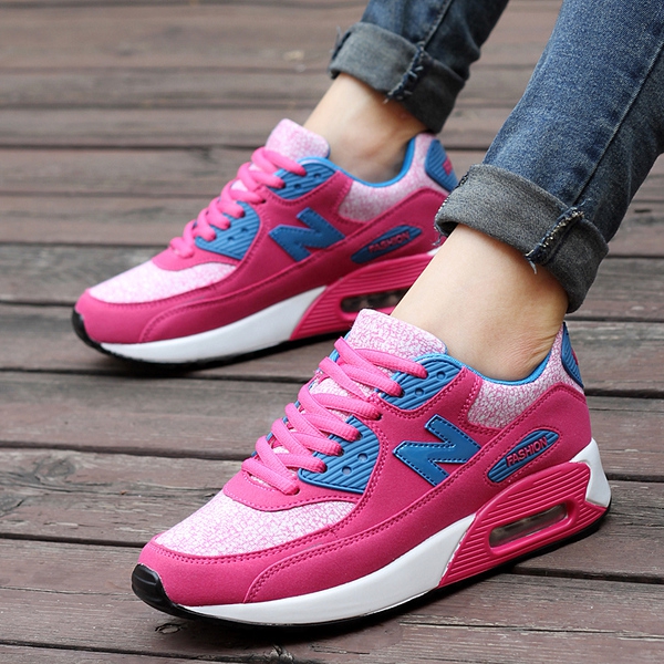 Мъжки и дамски маратонки