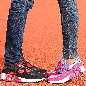 Ανδρικά και Γυναικεία αθλητικά παπούτσια
