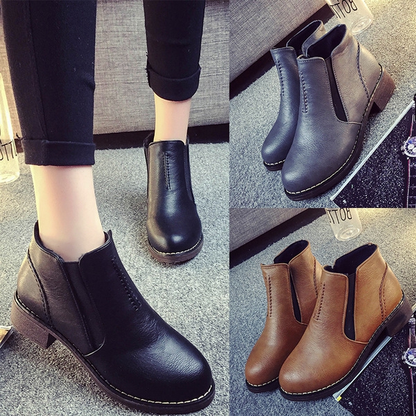 Дамски обувки с цип и без цип