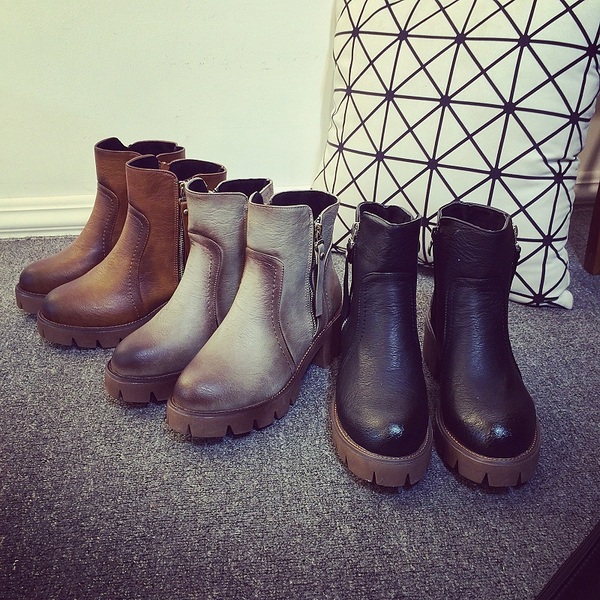 Δερμάτινα γυναικεία παπούτσια 