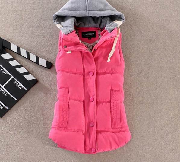 Модерен дамски елек с качулка в различни цветове