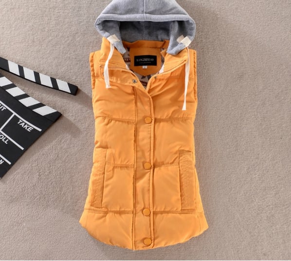 Модерен дамски елек с качулка в различни цветове