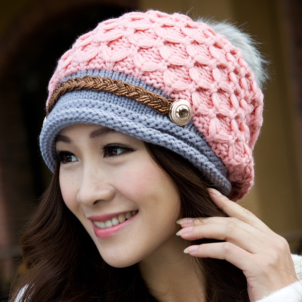 Уникални дамски шапки в няколко цвята, с и без кадифе, - жълти, сини, червени, бели