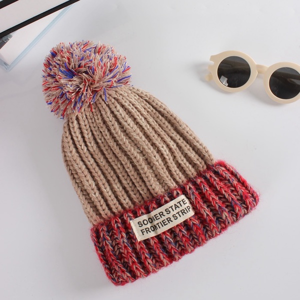 Των γυναικών και των παιδιών καπέλα χειμώνα - καταπληκτικά μοντέλα