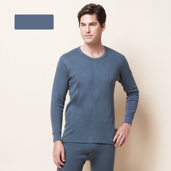 Αντρικές και γυναικείες πιτζάμες σε διάφορα χρώματα