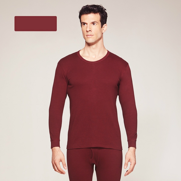 Αντρικές και γυναικείες πιτζάμες σε διάφορα χρώματα