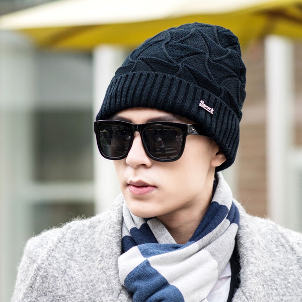 Οι άνδρες της μόδας καπέλα - φθινόπωρο και το χειμώνα, μαύρο, κόκκινο, βελούδινο